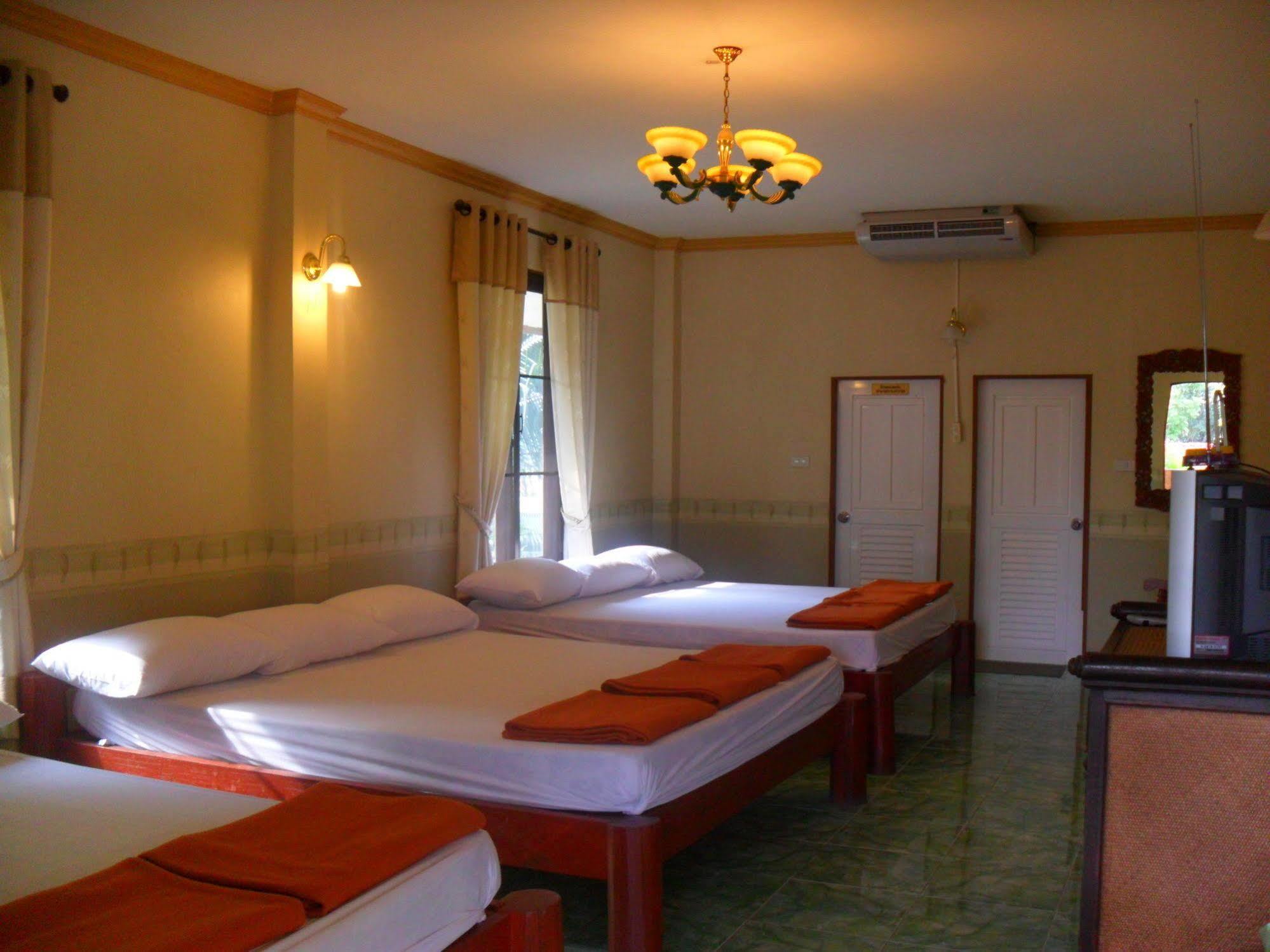 Saengthong Resort Chiangmai Csiangmaj Kültér fotó