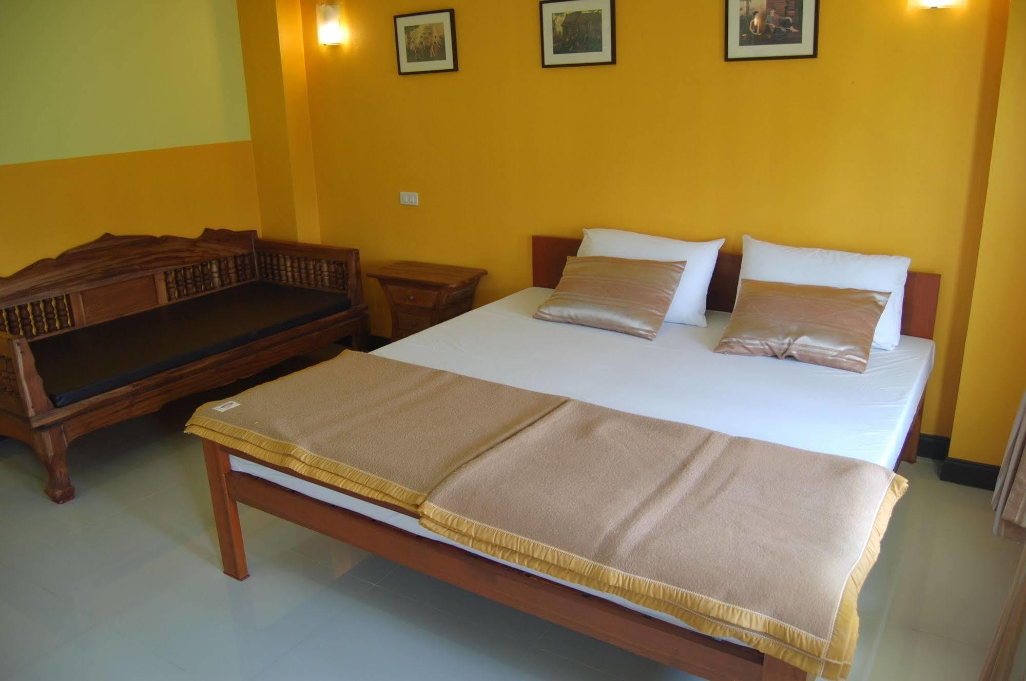 Saengthong Resort Chiangmai Csiangmaj Kültér fotó